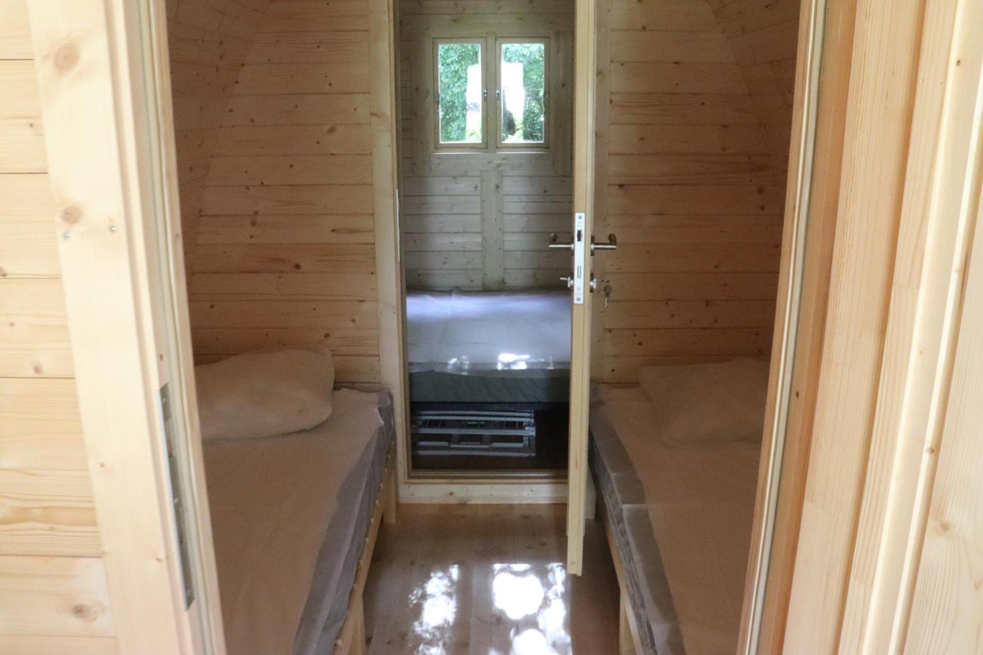 Camping Les Mancellieres Avrille  Phòng bức ảnh