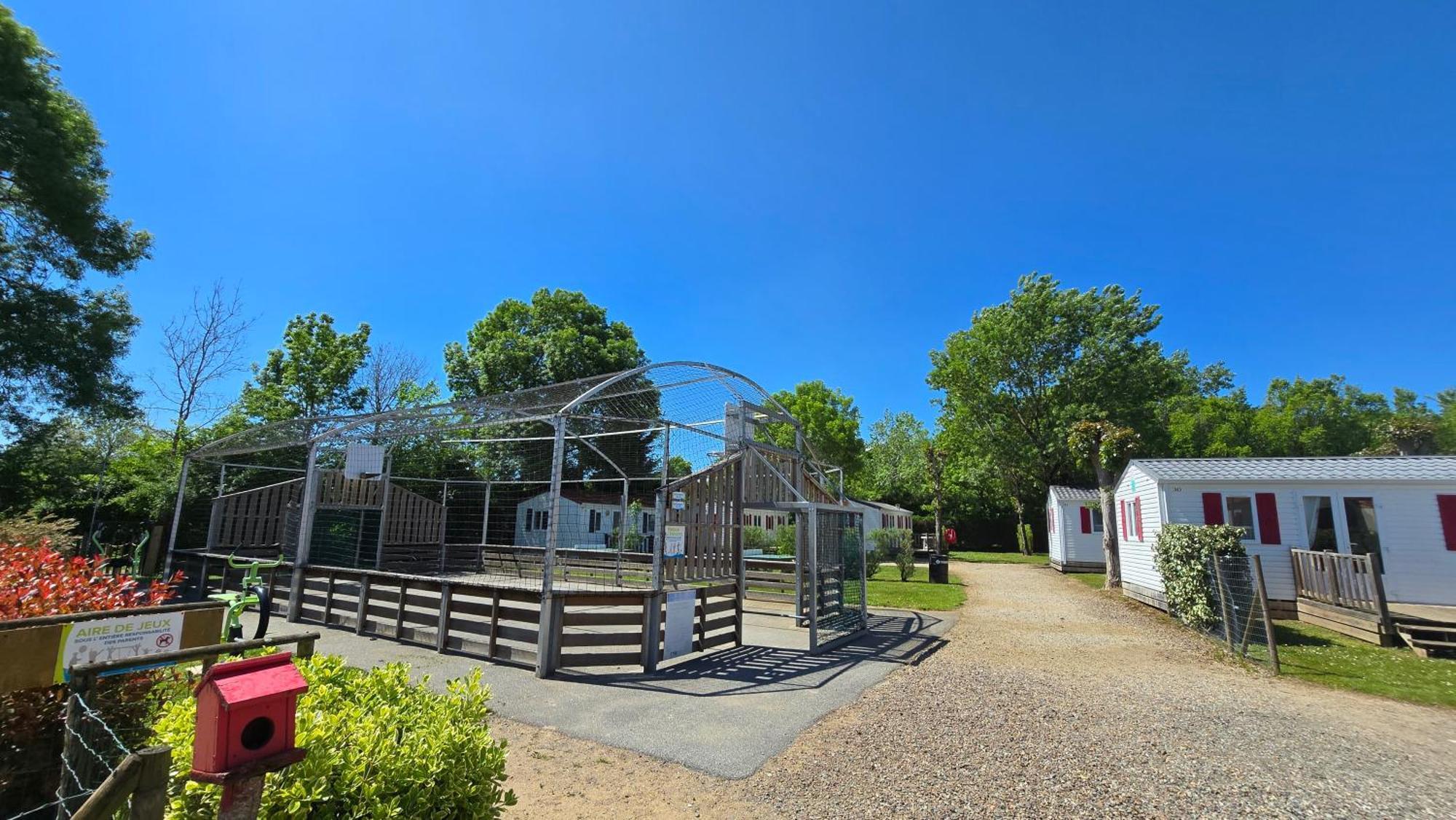 Camping Les Mancellieres Avrille  Ngoại thất bức ảnh